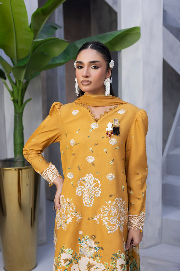 LARA by SANAM SAEED | D02