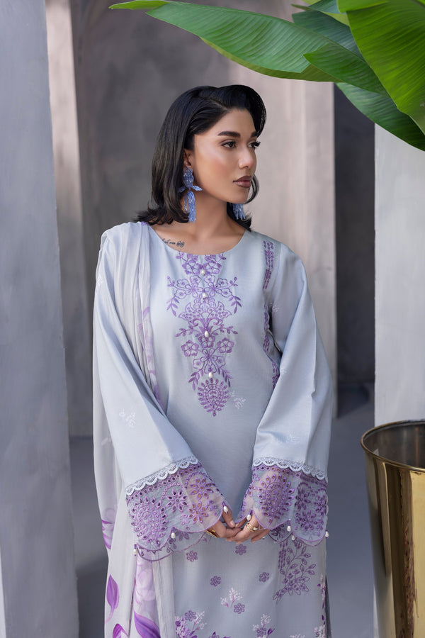 LARA by SANAM SAEED | D03