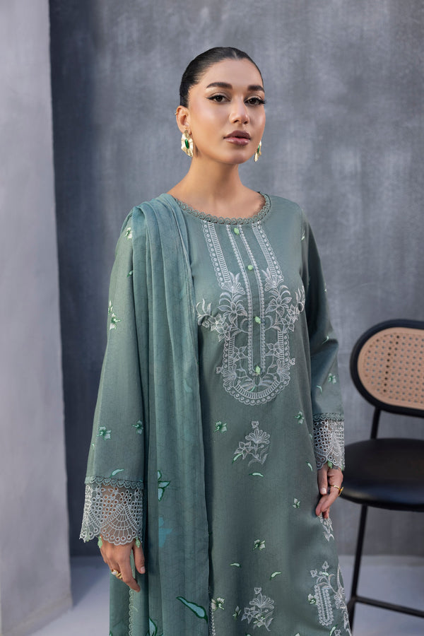 LARA by SANAM SAEED | D07