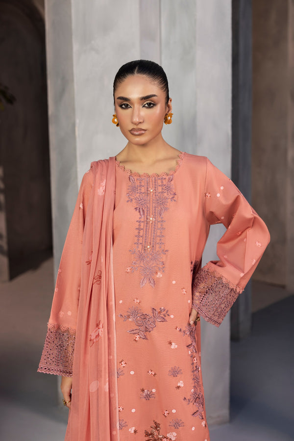 LARA by SANAM SAEED | D10