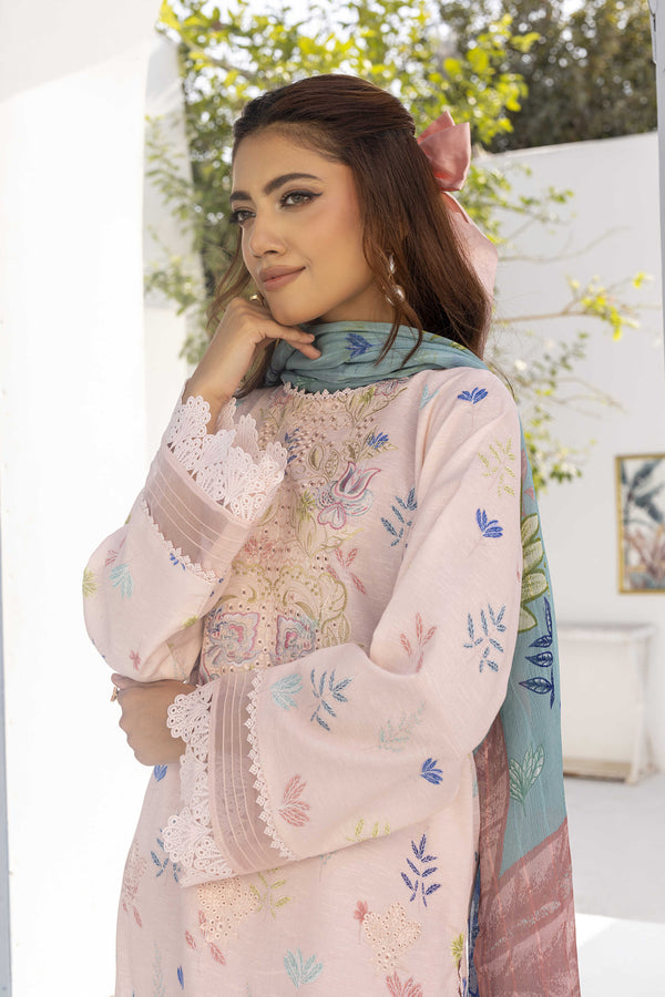 ROSOLIA By Panache | D07